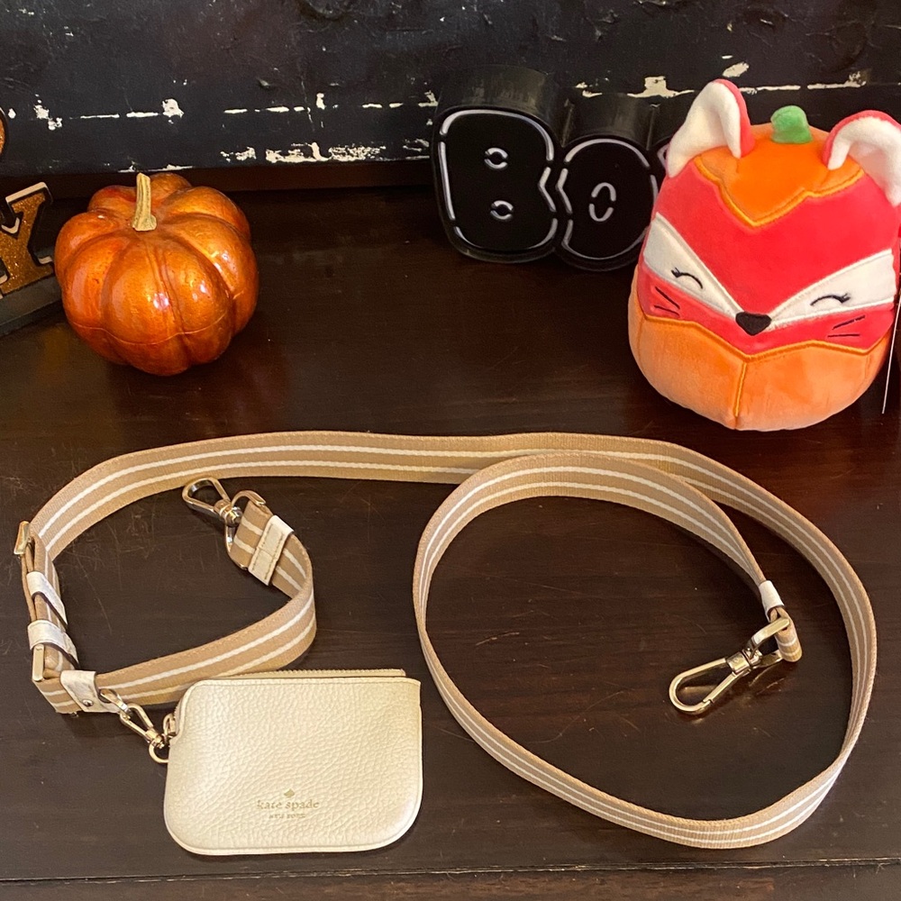 Authentic Kate Spade Cream/Tan Crossbody Strap With Leather Pouch.